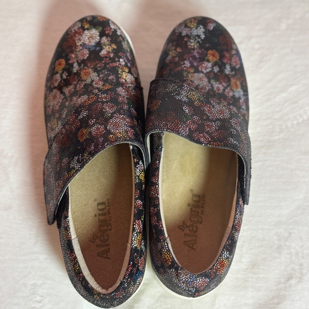 Traq by Alegria "Qin" Garland Women's Smart Walking Shoes EU 39, US 8.5 PG Lite